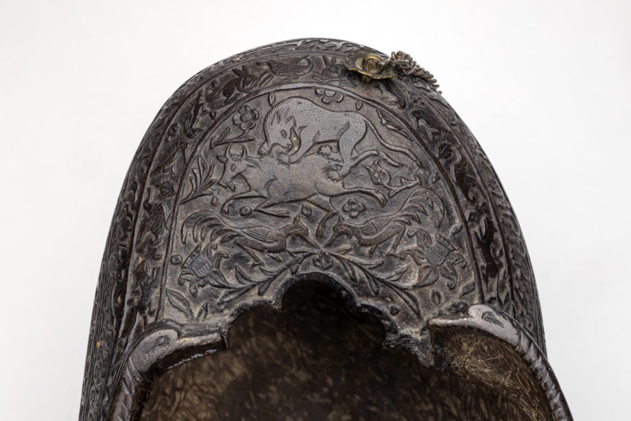 A 19th century coco de mer kashkūl with a hunting scene
